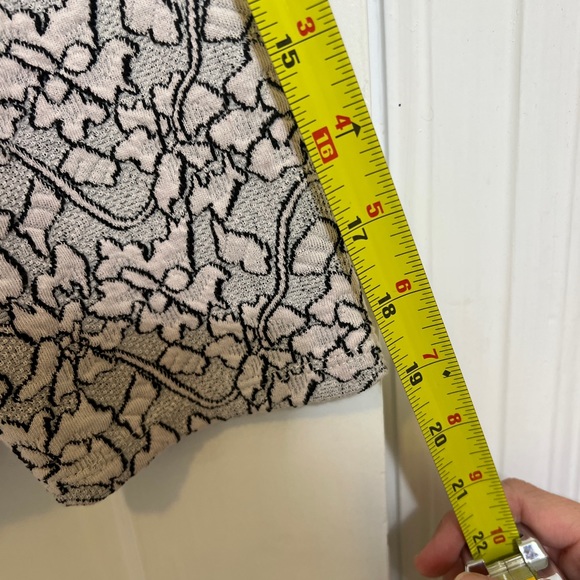 Black, grey, and white patterned blazer by philosophy, size medium - Picture 8 of 8